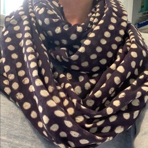 4/$12 Blue and White Polka Dot AE Infinity Scarf
